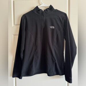 North Face Light weight Fleece 1/4 Zip Size Large